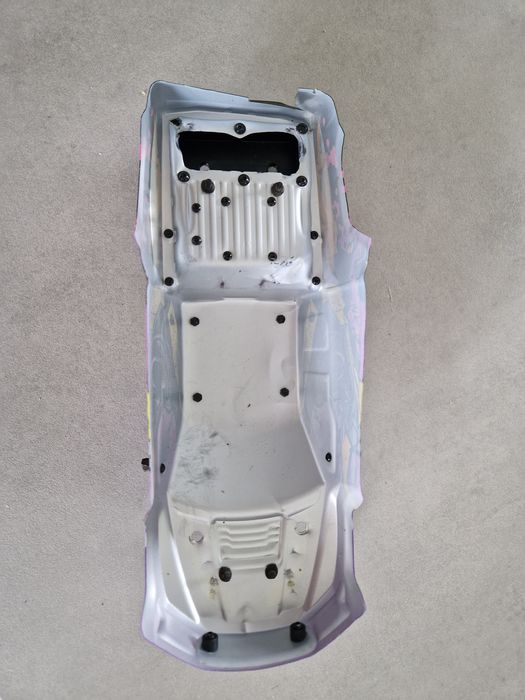 Karoseria do modeli rc 1/16 body absima mini amt