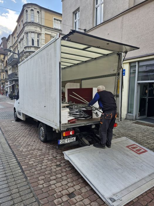 1️⃣ „Opróżnianie Mieszkań i Biur w 24h | Bus z Windą • Legalna Utyliza