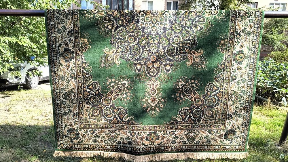 Продам килим в гарному стані виробник Німеччина " Herad"