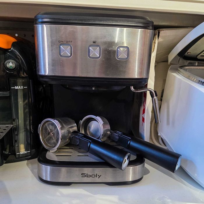 Máquina Café Sboly CM8501A-GS – Café Moído & Cápsulas