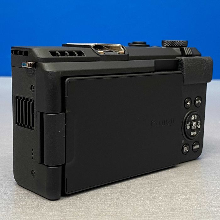 Canon PowerShot V1 (22.3MP)