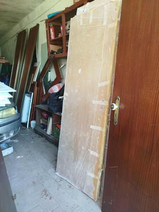 Porta nova em carvalho