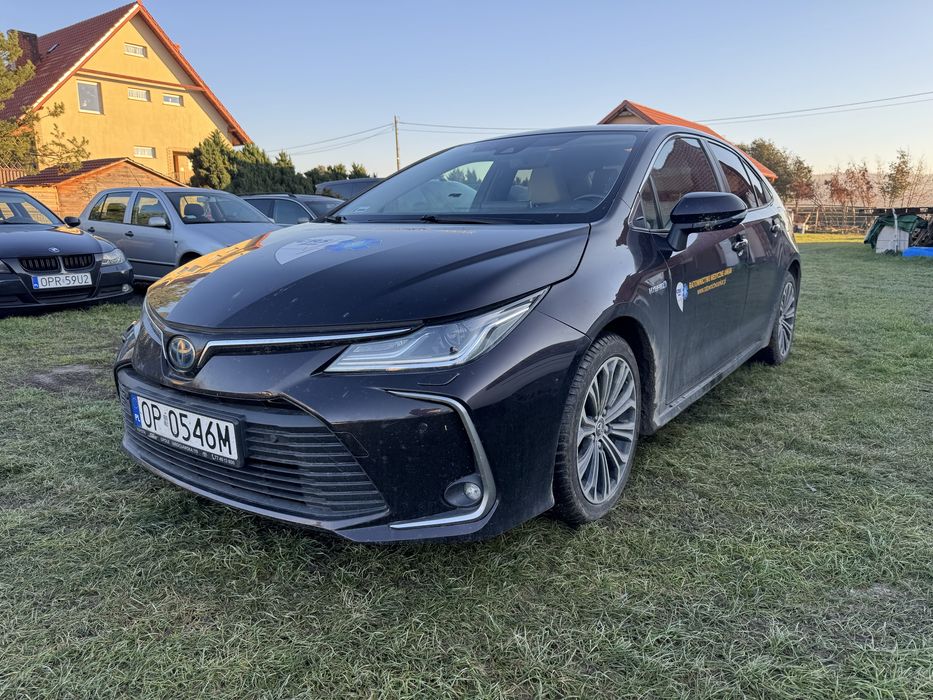 Toyota Corolla Sedan