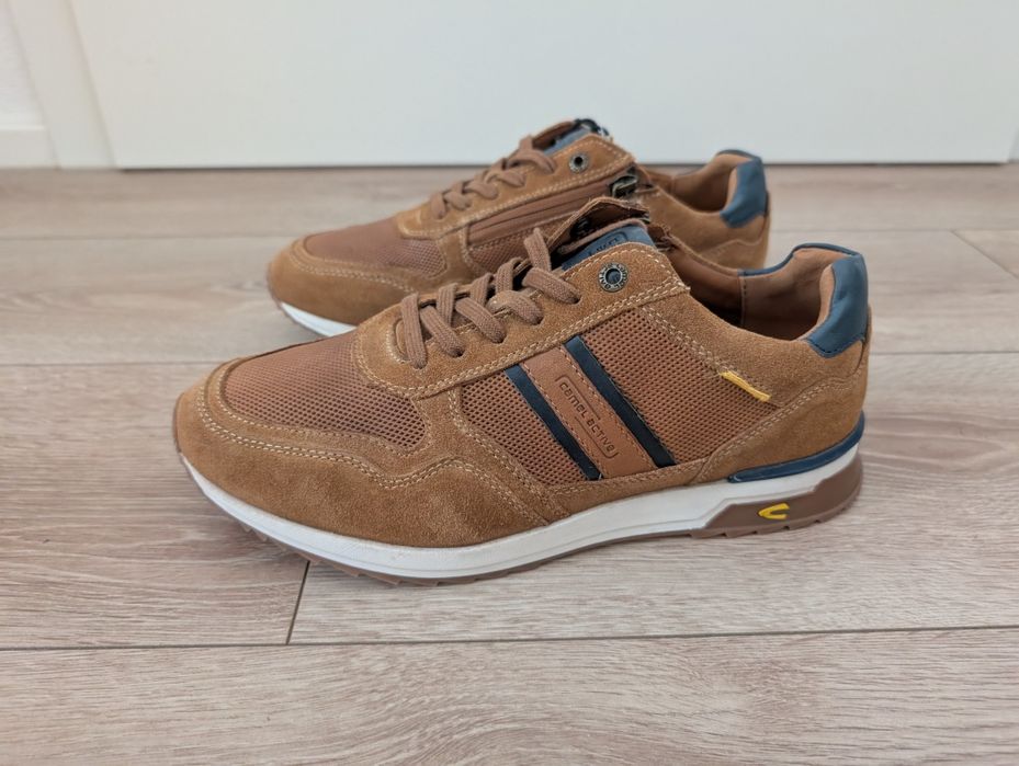 Шкіряні оригінальні кросівки Camel Active 41 p. 25.-26 см.
Нові, з