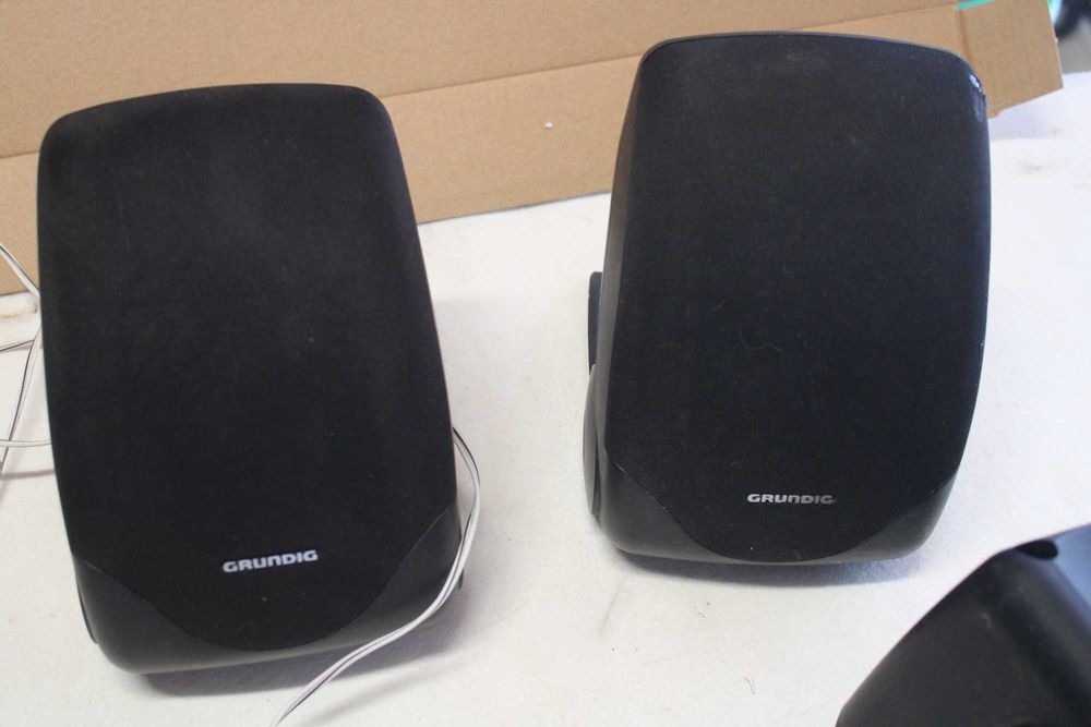 Colunas Grundig DPL-S37 + Centre Box 50/100W + 2 Rear Speakers