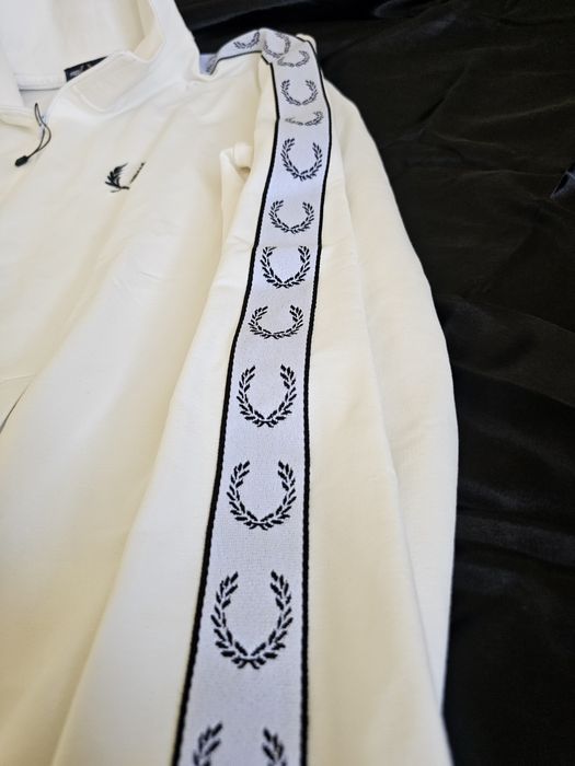 у продажу продажу нова Спортивна олімпійка  Fred Perry