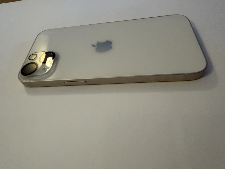iPhone 13 bialy