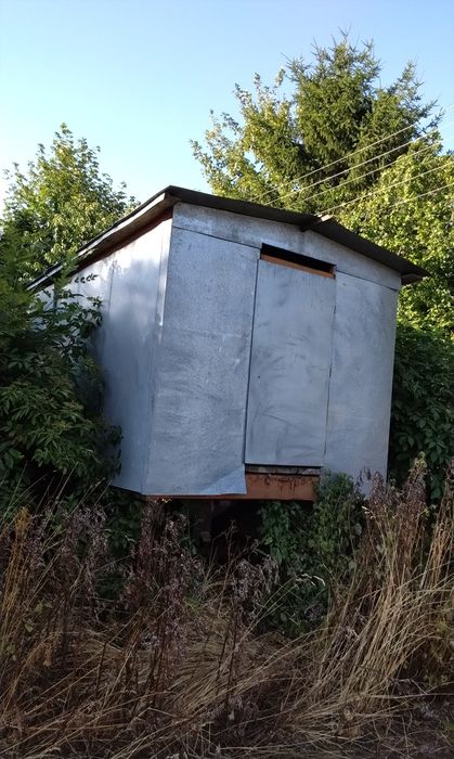 Бджолопавільйон на корпусні вулики