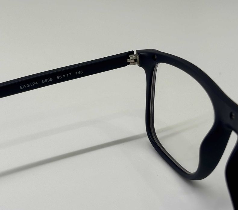 Emporio Armani - Óculos Graduados com lentes progressivas Varilux Essi