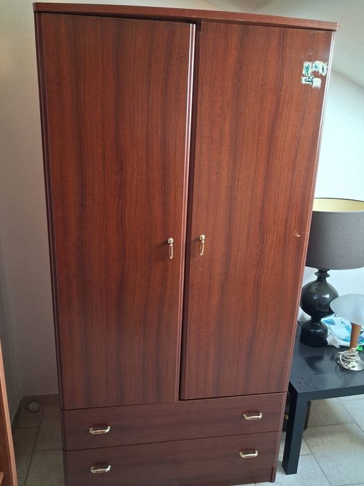 Roupeiro de 2 portas