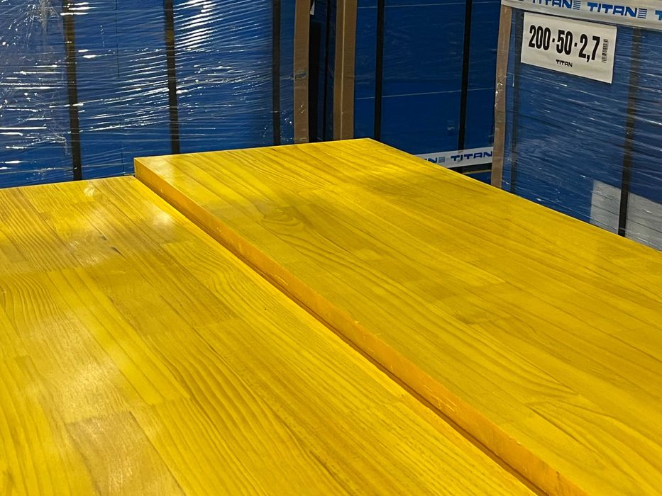 Painel tricapa