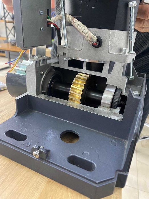 Автоматика на ворота, Segment SL 1100, Мотор, Двигун для воріт