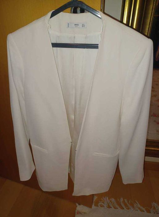 Blazer crú da Mango novo