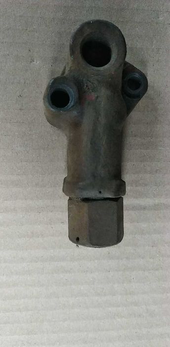 Редукционный клапан Д-144 к трактору Т-40.