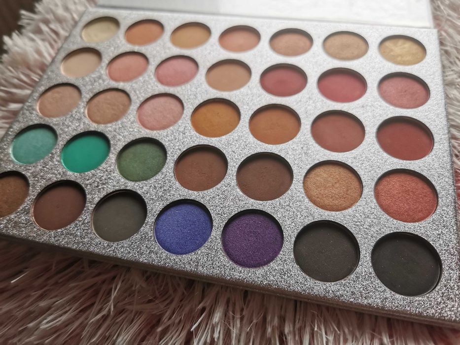 Paleta cieni do powiek