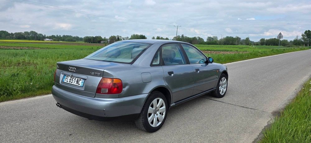 Audi a4 B5 1.9tdi 1995r przebieg 100000km