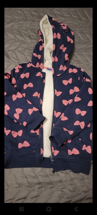 Bluza na dziewczynkę.