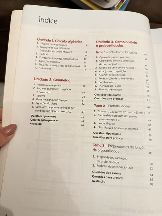 Livro exame final matematica A