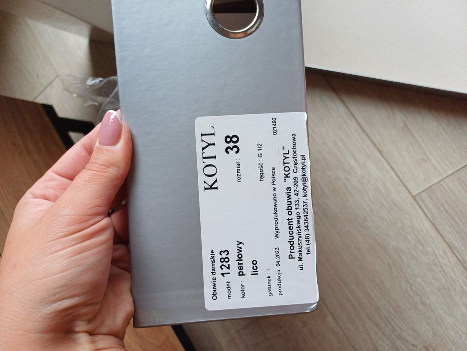 Nowe ślubne buty Kotyl1283, rozmiar 38