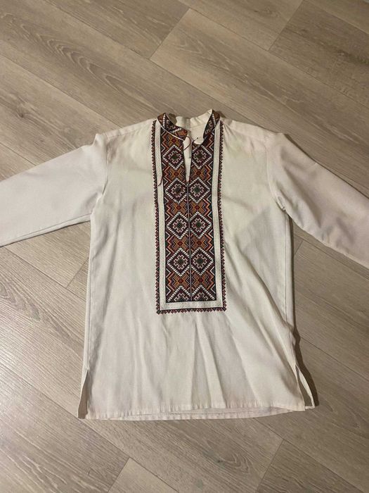 Українська вишиванка чоловіча (розмір M, універсальний)