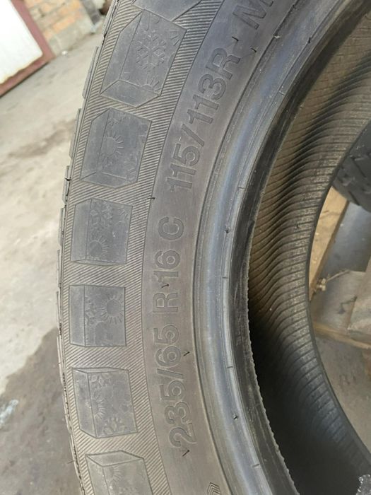 235 65 r 16 c vredestein 265 70 r16 comtrac