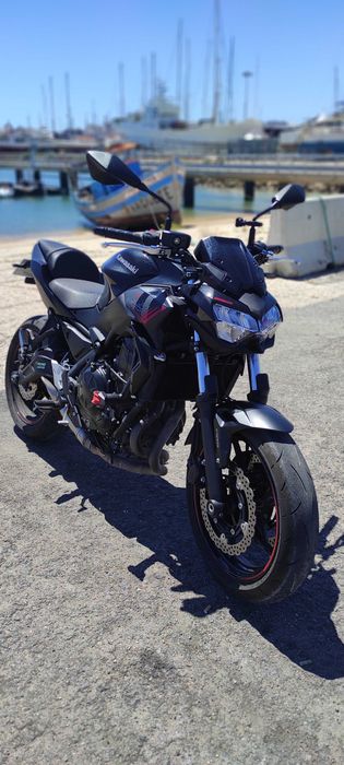Kawasaki Z650 linha completa Akrapovic