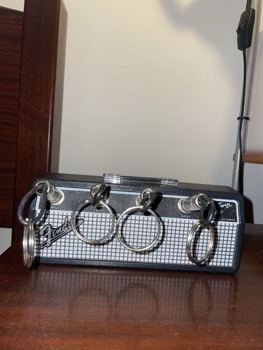 Chaveiro “Fender”