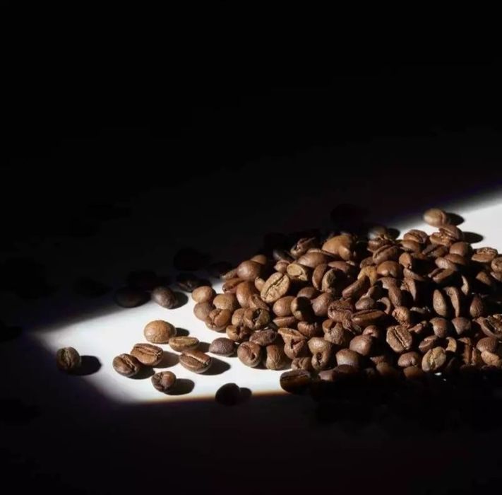 Najlepsza kawa ziarnista Classic Expresso z Francji  250G