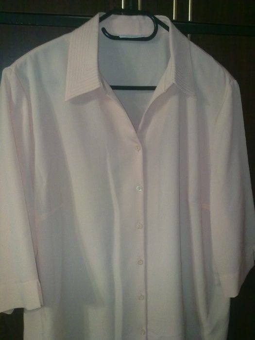 Стильная блуза нежно-персикового цвета