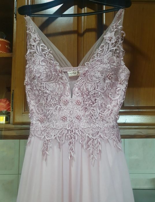 Vestido rosa clarinho