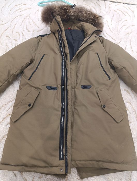 Продам зимову чоловічу куртку