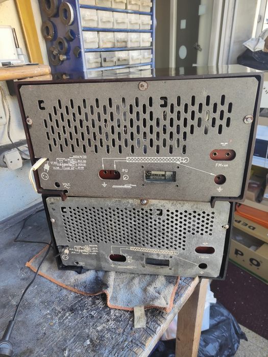 Rádios vintage ASKAR e PHILIPS