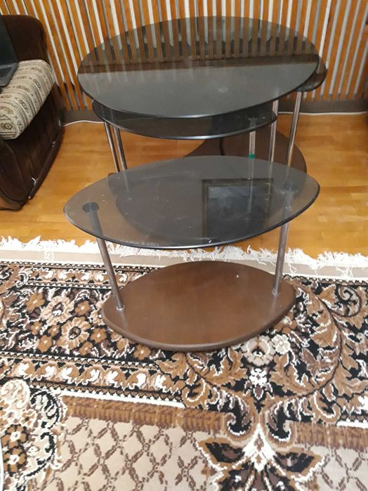 Набор столиков стеклянных в гостиную