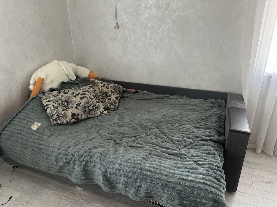 Продаю диван б/у