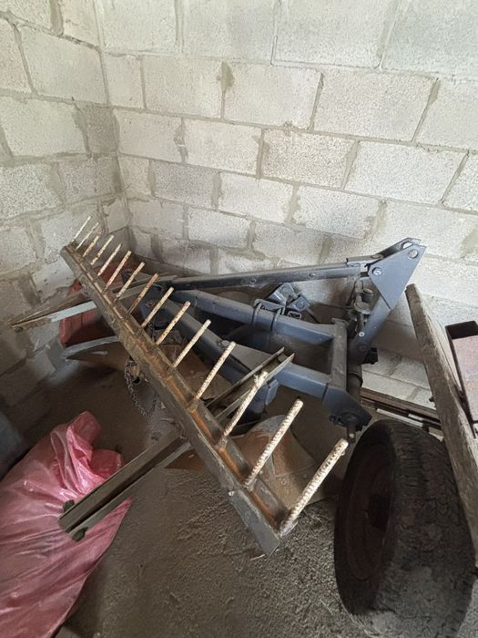 Плуг 2.35 Bomet Польського виробництва