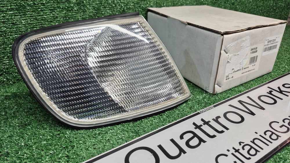Pisca Farolim Frente Direito Audi 100 C4 Branco 103F02.172210 Novo