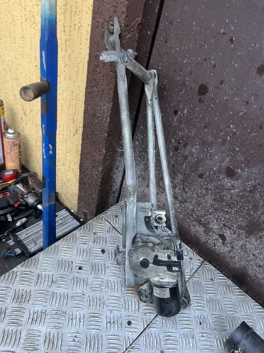 Трапеция дворников моторчик крайслер стратус chrysler stratus