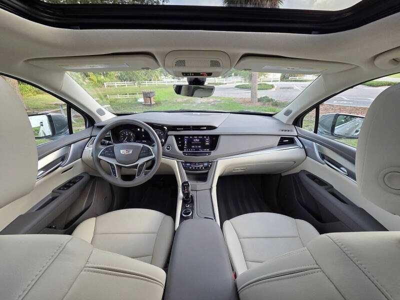 2024 Cadillac XT5 Premium Luxury
