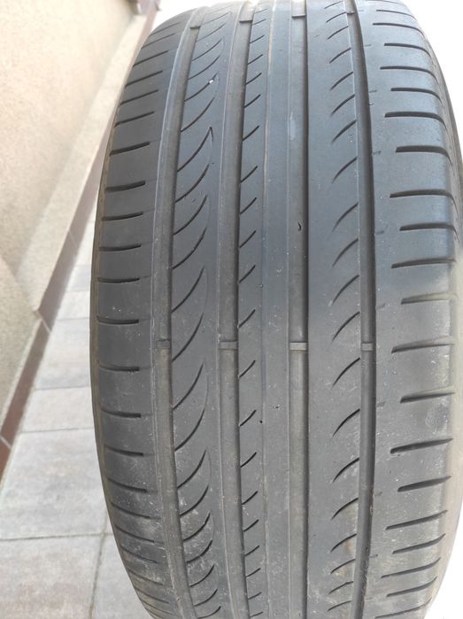 Opony 235/50 r18
