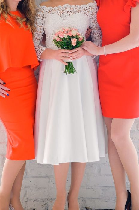 Платье свадебное, коктейльное, для выпуснова