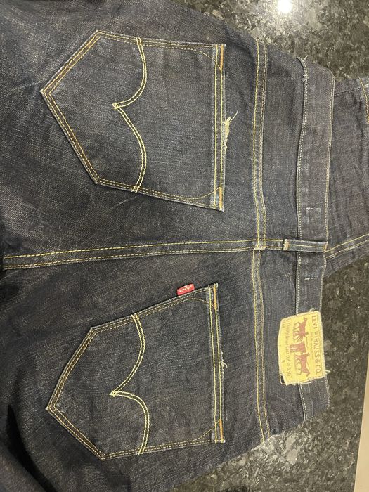 Calcas 504 levis homem