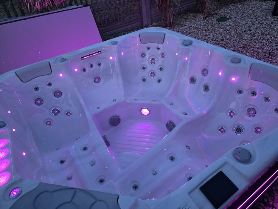 Jacuzzi Ogrodowe SPA 5 Osób | 63 Dysze | Bluetooth | LED | Raty 0%