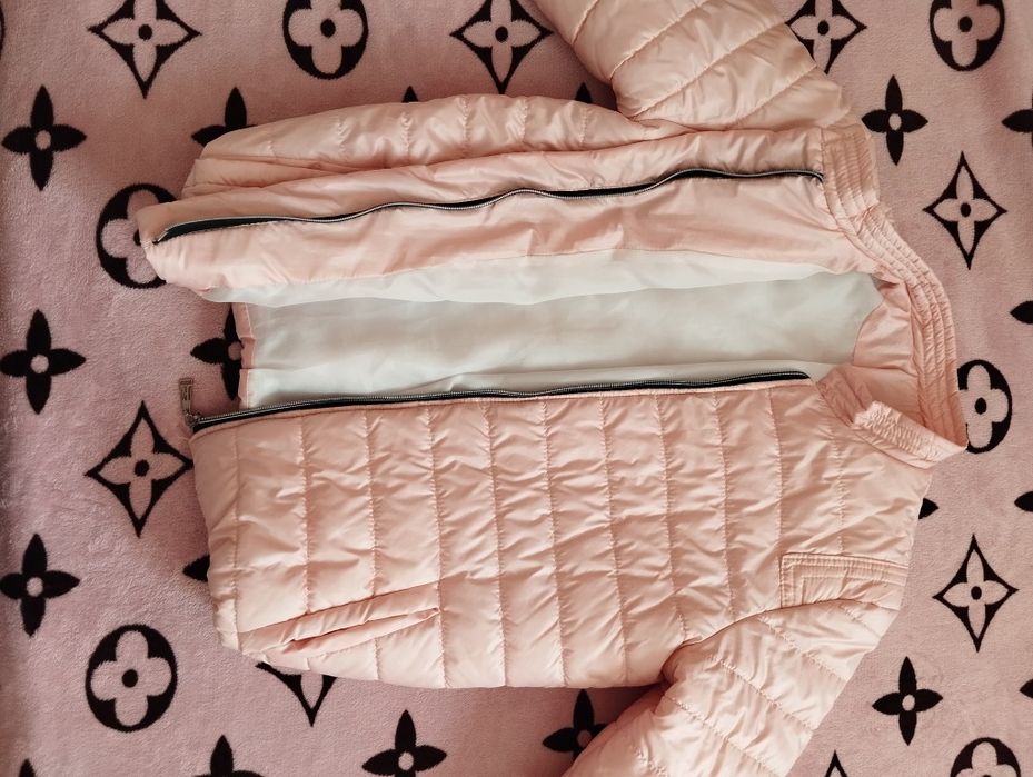 Куртка демісезонна жіноча