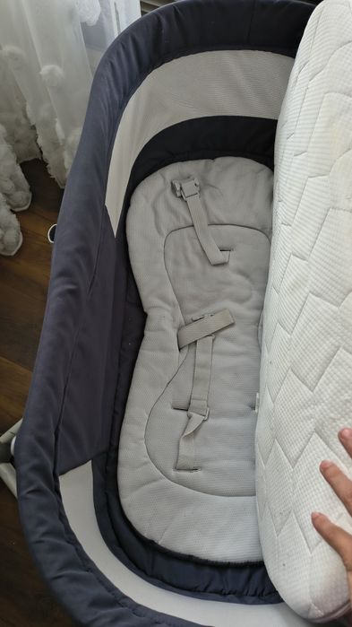 Chicco hug 4w1 łóżeczko na kółkach