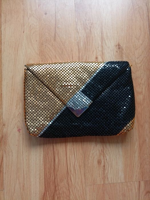 Kopertówka w cekiny błyszcząca, kolory czarny srebrny i złoty