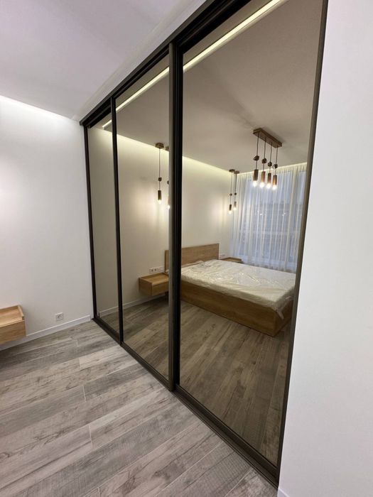 Оренда кухня-студія + спальна  на Прорізній.