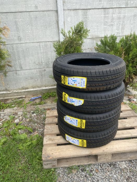 Резина летняя 215/65R16C