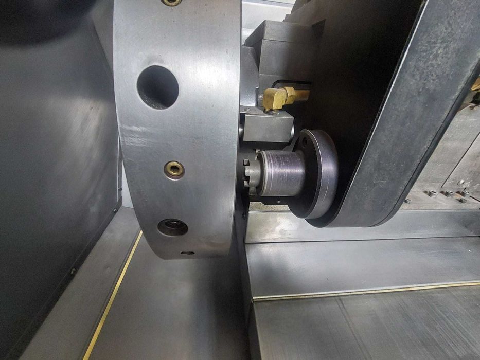 Tokarka CNC Haas SL-30 z napędzanymi narzędziami