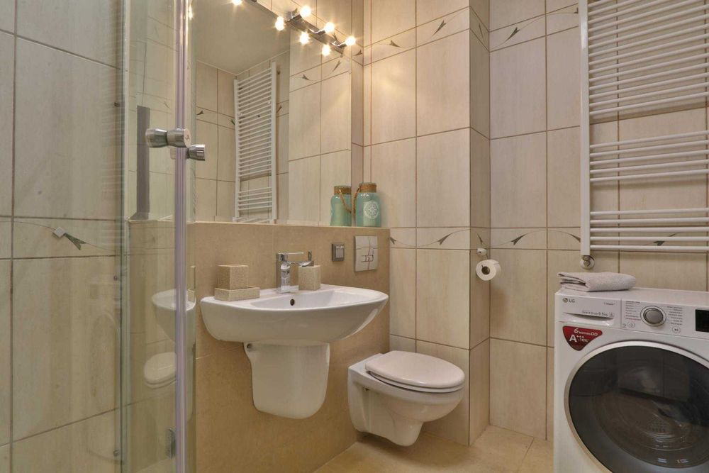 2 pokoje, 32 m², Praga Północ, ul. Wileńska /Metro Dw. Wileński /Garaż - More