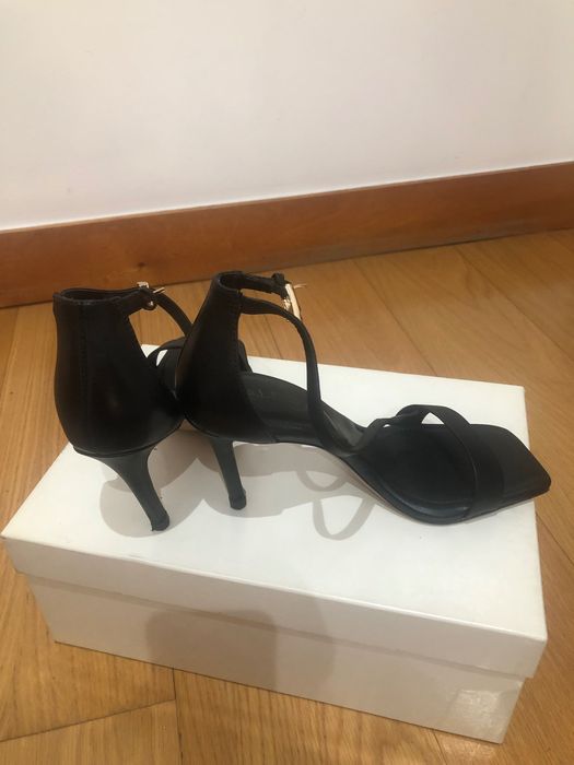 Sandálias pretas Aldo!